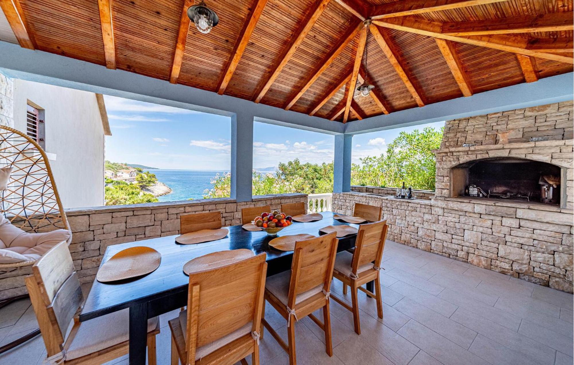 Beautiful Home In Prigradica With Jacuzzi Exterior photo
