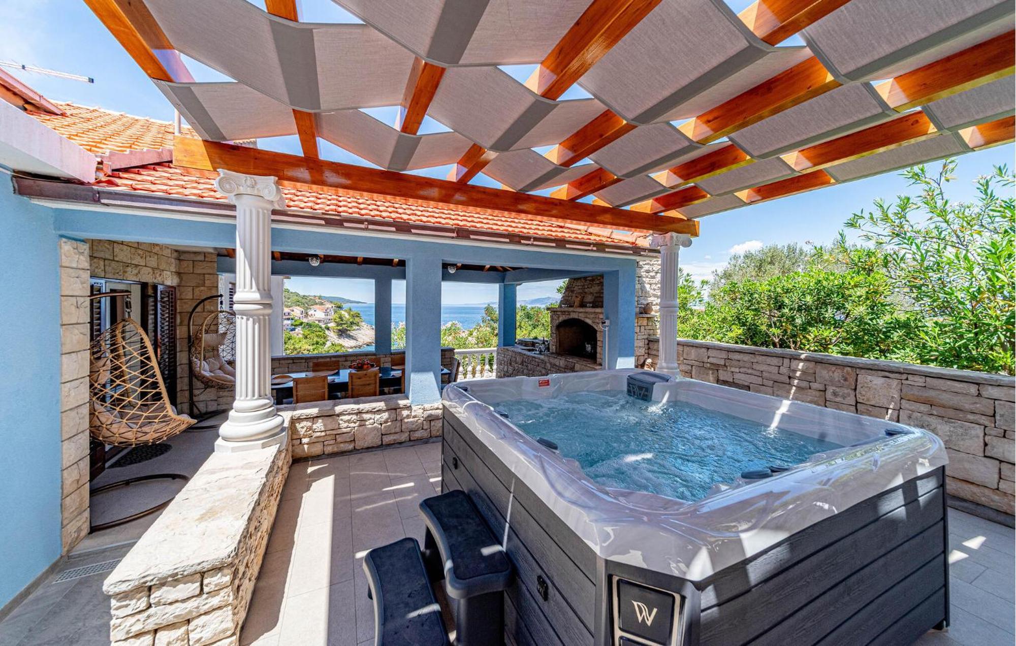 Beautiful Home In Prigradica With Jacuzzi Exterior photo