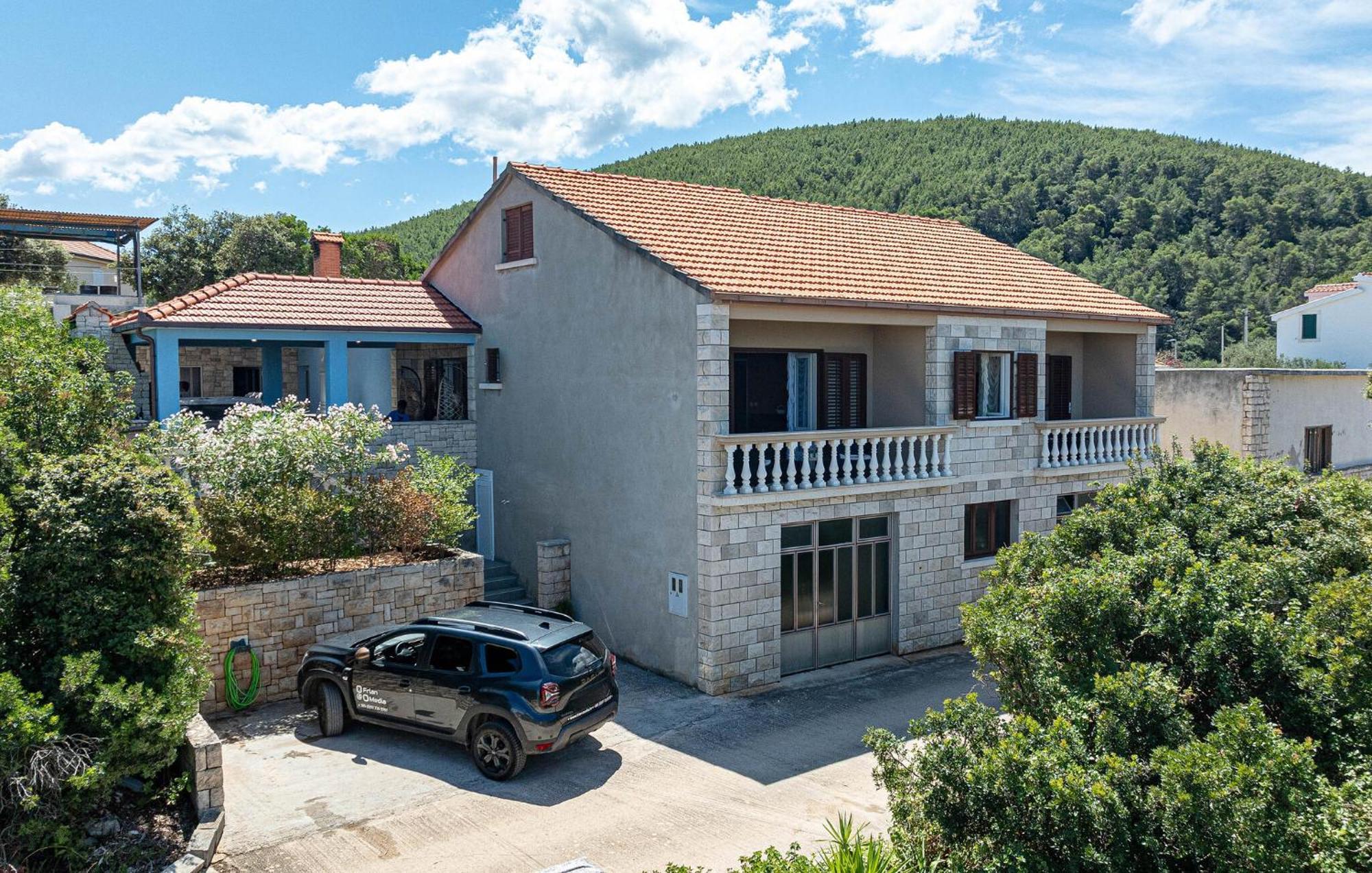Beautiful Home In Prigradica With Jacuzzi Exterior photo