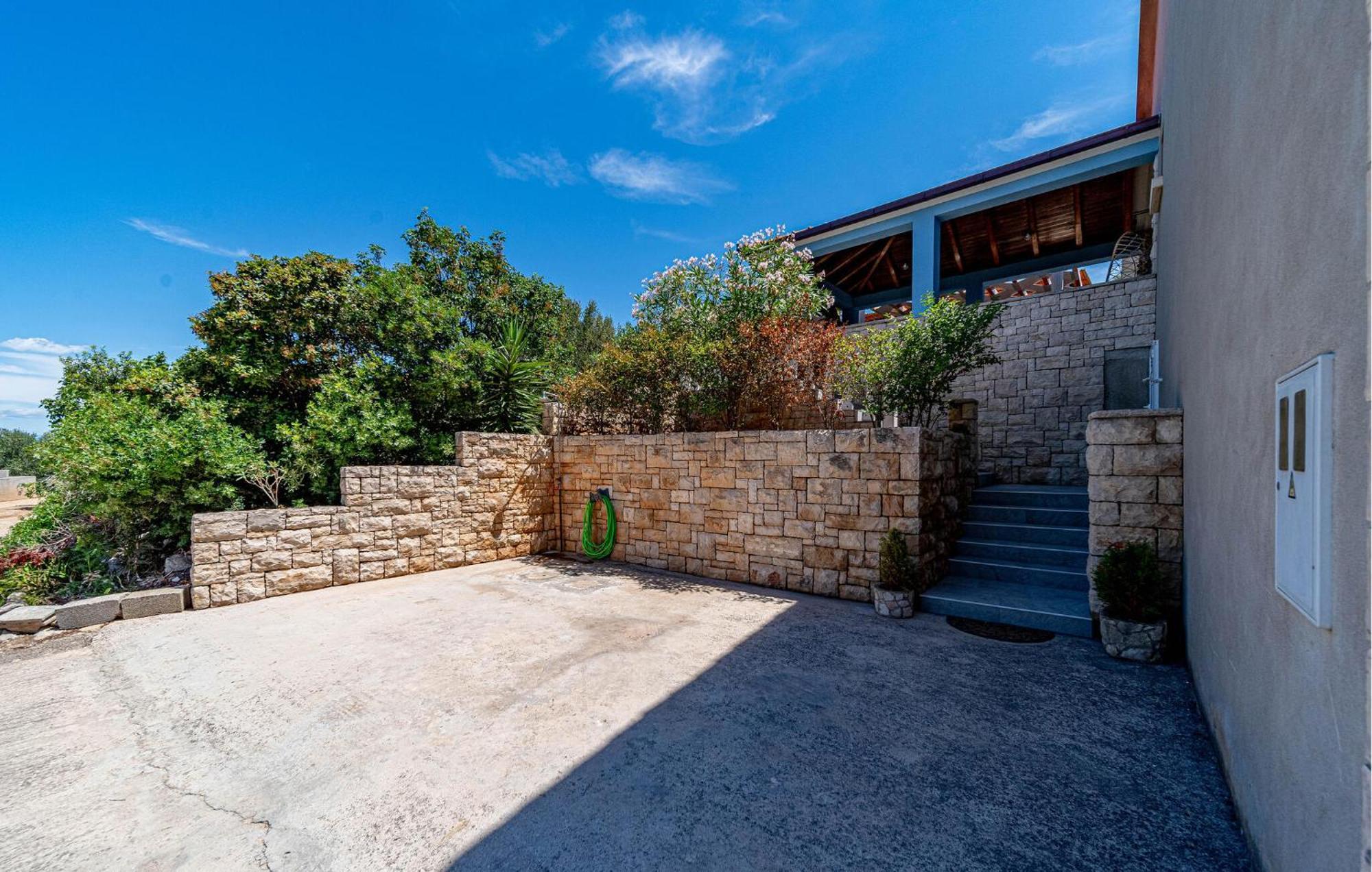 Beautiful Home In Prigradica With Jacuzzi Exterior photo