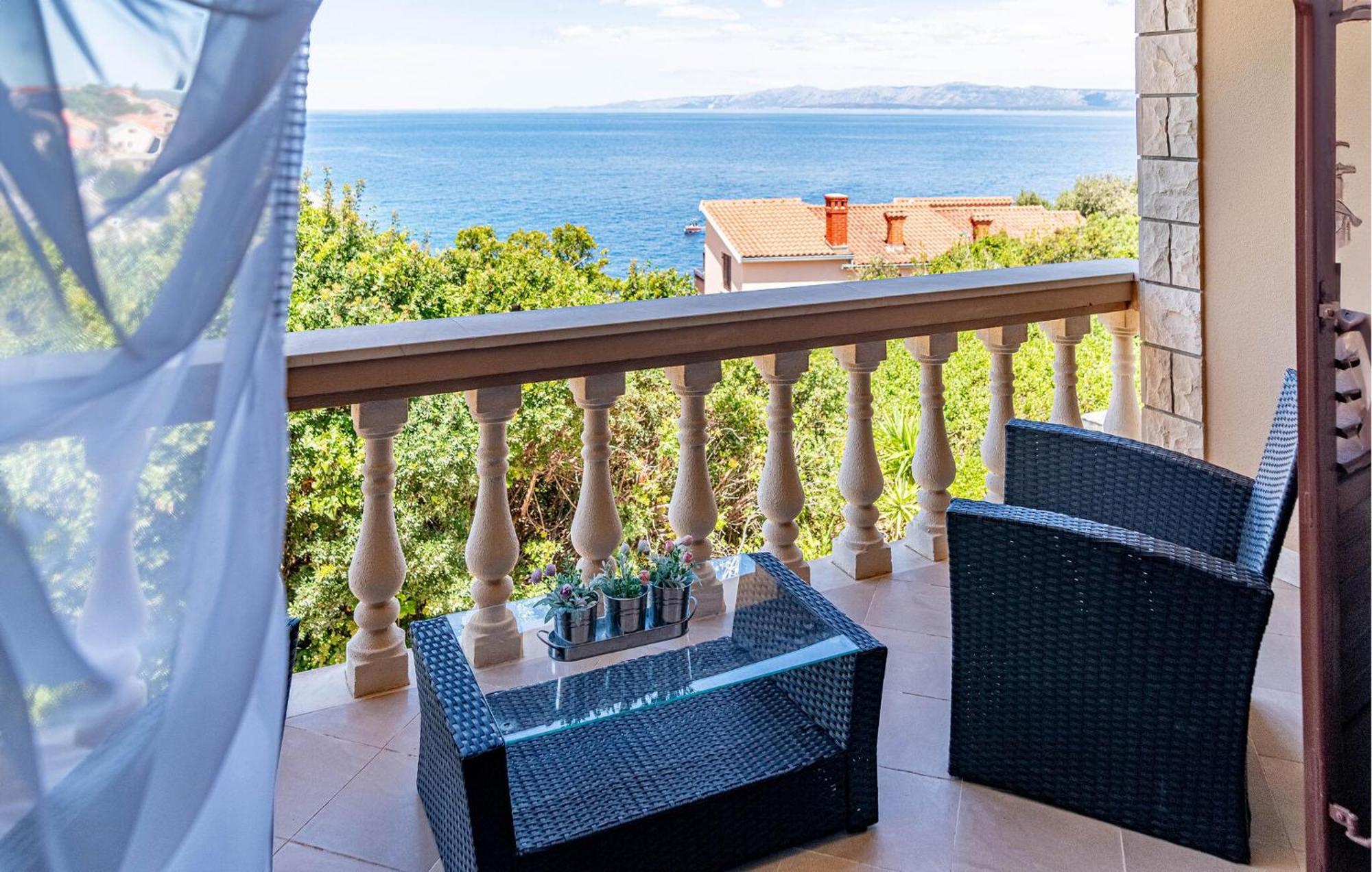 Beautiful Home In Prigradica With Jacuzzi Exterior photo